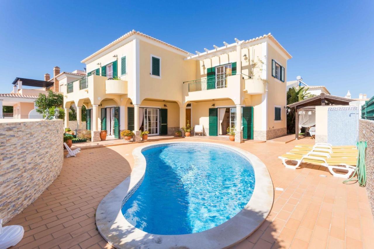 Sunflower Villa By Seewest Λάγος Εξωτερικό φωτογραφία